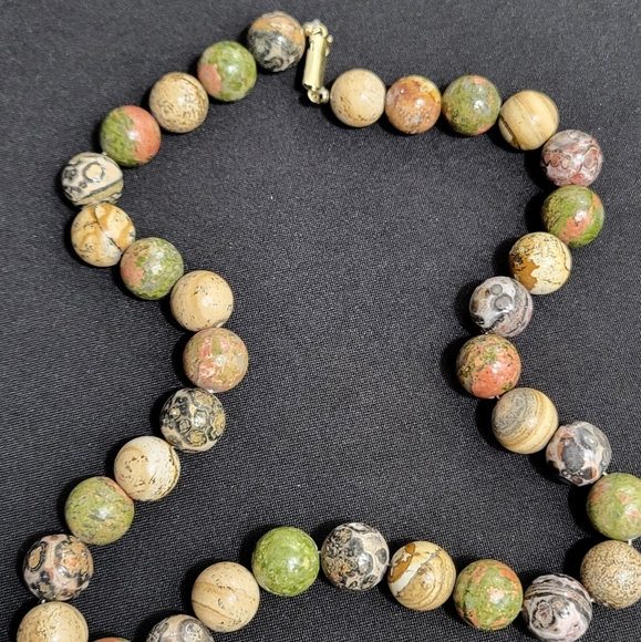 Vintage Artisan Jasper Stone Necklace - Picture 2 of 4